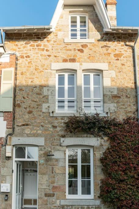 Le Cottage De La Baie Каролль Экстерьер фото
